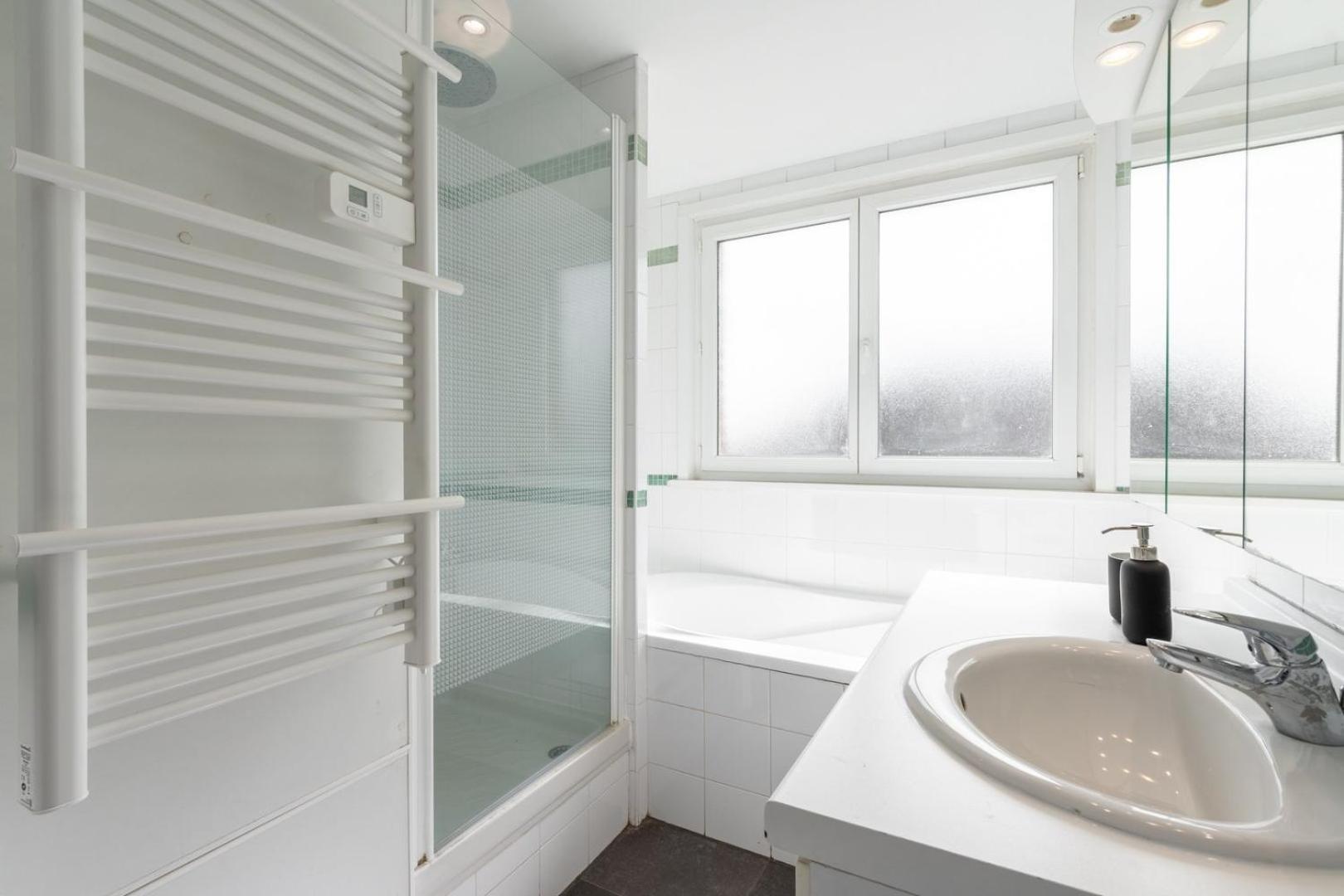 Functional 2 Bedroom Apartment リール エクステリア 写真