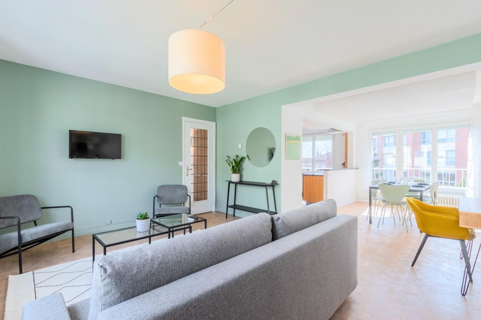 Functional 2 Bedroom Apartment リール エクステリア 写真